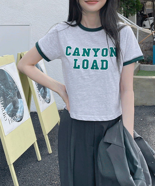 [라인 포인트]로드 배색 크롭 반팔 티셔츠(2color)